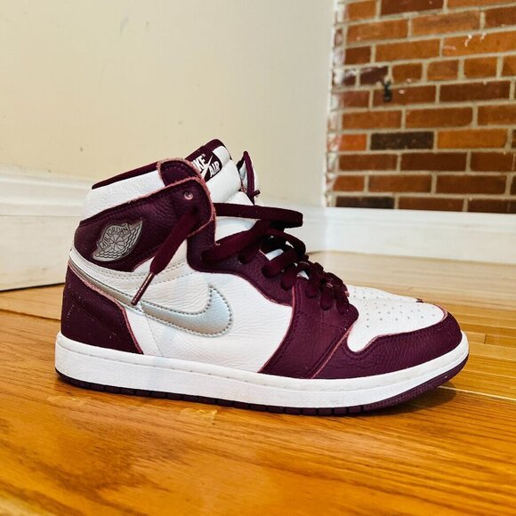 Size 8.5 - Jordan 1 Retro High OG Bordeaux Clean (555088-611) - Picture 1 of 16